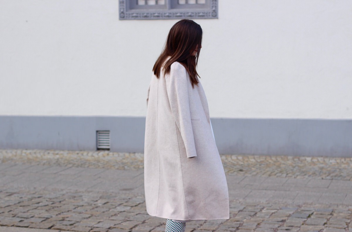 Proenza Shouler_beige coat_Slipper_3