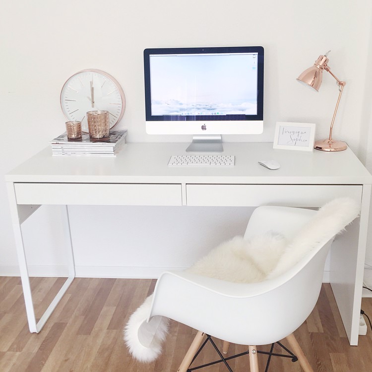 Blogger Arbeitsplatz, Schreibtisch, workplace, IKEA, Eames Style Stuhl, iMac, Apple