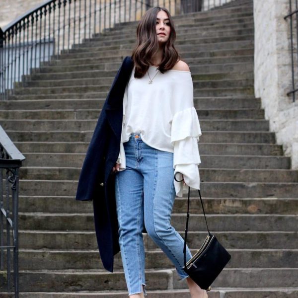 Chanel Slingback Pumps, Cropped Jeans, Rüschen Pullover, Celine Trio Bag, Streetstyle, Fashionblogger