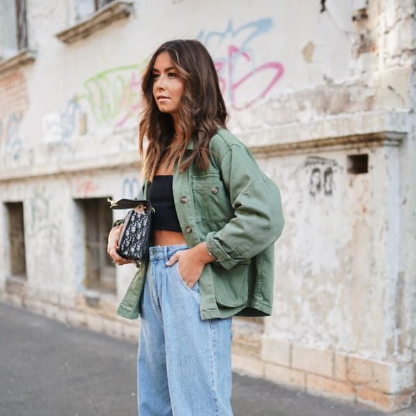 Slouchy Jeans, Crop Top, Streetstyle, Fashion, Mode, Trend, Chanel Slingbacks, Dior Tasche